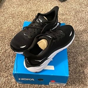 Hoka one one size 10.5 wide brand new
